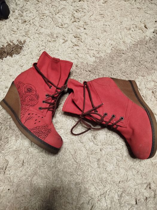 Botki zamszowe damskie koturna rozmiar 36 stan bardzo dobry