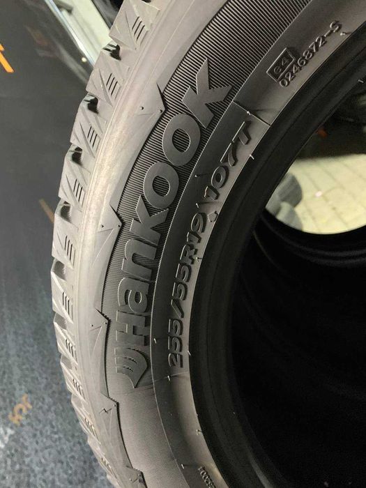 Шини б/у 255/55 R19 Hankook 9мм зима Корея резина 255 55 19 бу