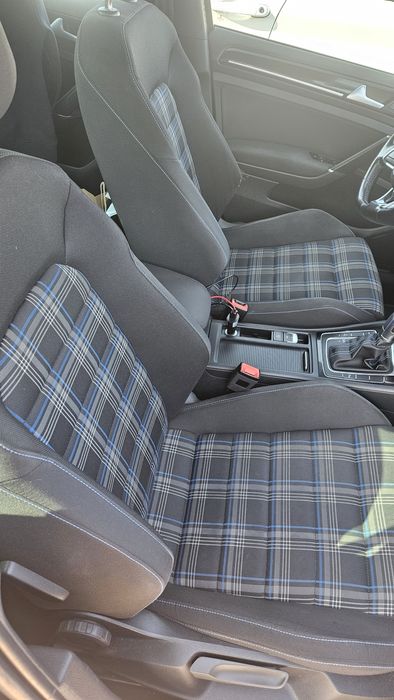 Volkswagen Golf GTE 1.4 Hibrido plug in aceito troca por Mini, fiat500