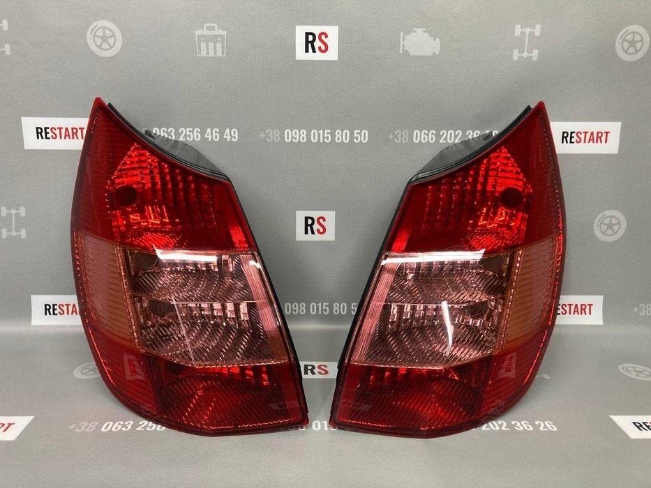 Ліхтарі задні стопи на Renault Scenic 2 (Рено Сценік 2) 2003 - 2005