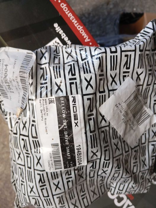 Vendo material novo para Renault laguna/ Megane.