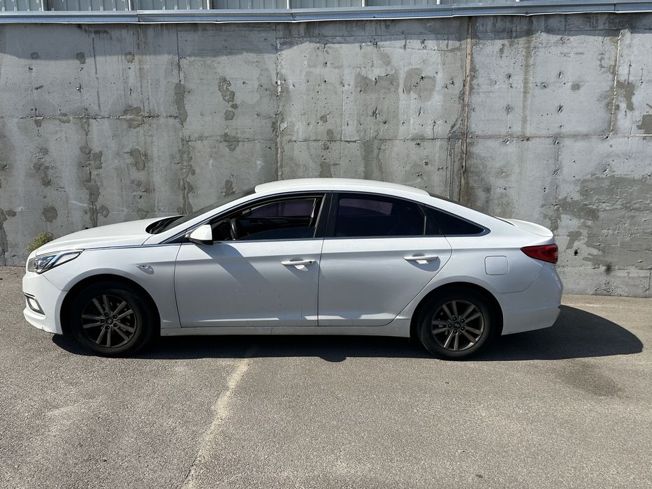 HYUNDAI SONATA 2017 VIN KMHE341DBHA338293 фото оголошення 2 з 14