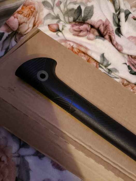 Siekiera Fiskars ESSENTIAL