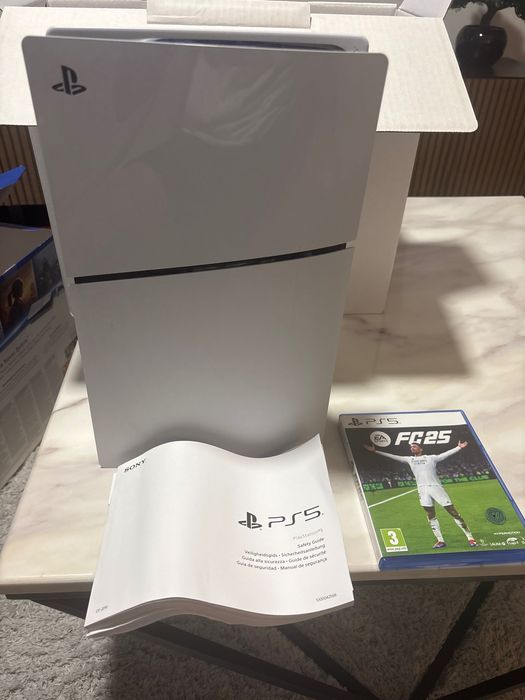Video game play station 5
