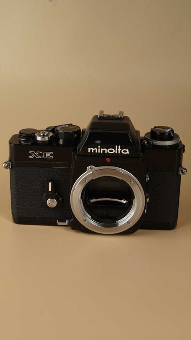 Aparat analogowy Minolta XE black