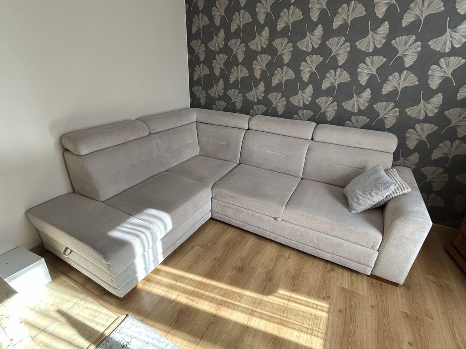 Sofa narożna z funkcją spania