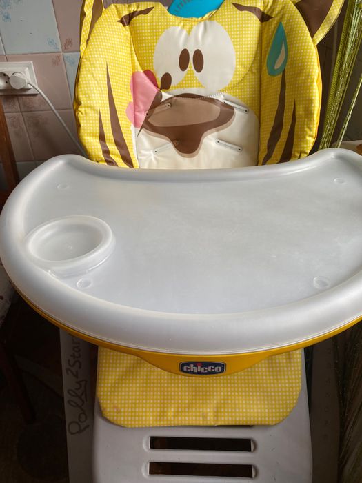 Годувальний стіл Chicoo Poli