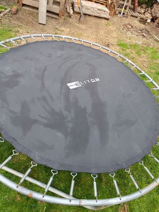 Trampolina eliton