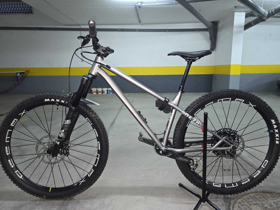 Commencal  Meta HT V2 AM RACE