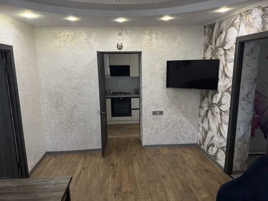 Продам будинок з якісним ремонтом у Полтаві, район Лісок