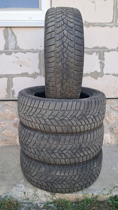 Goodyear UltraGrip Performance Gen-1 235/55 R18 104H — 7 мм