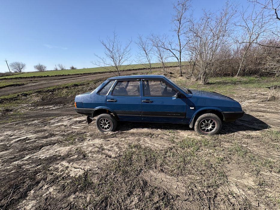 Продам ВАЗ 21099