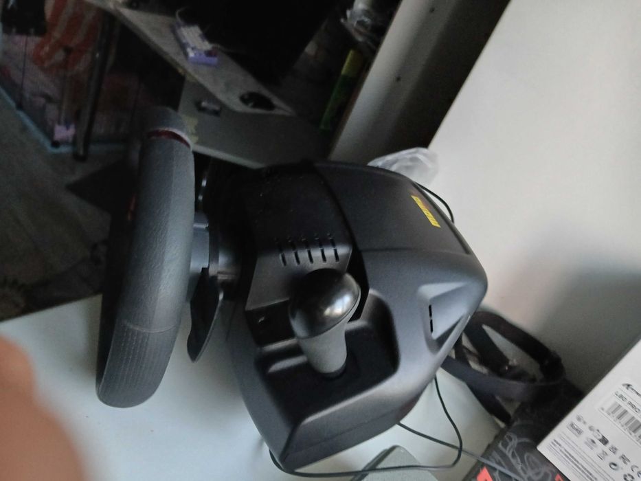 Logitech MOMO RASING 900°