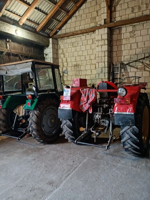 Ciągnik C 330  4011