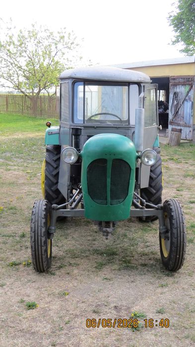 ciągnik rolniczy Ursus C-328