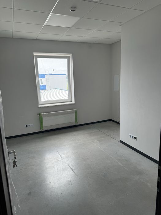 Здається в оренду комерційне приміщення 2,4 поверх з 4