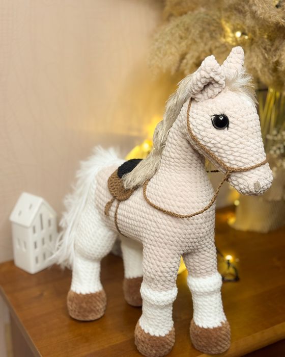 Плюшева іграшка ручної роботи Символ року 2026 Конячка