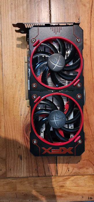 Motherboard + placa gráfica