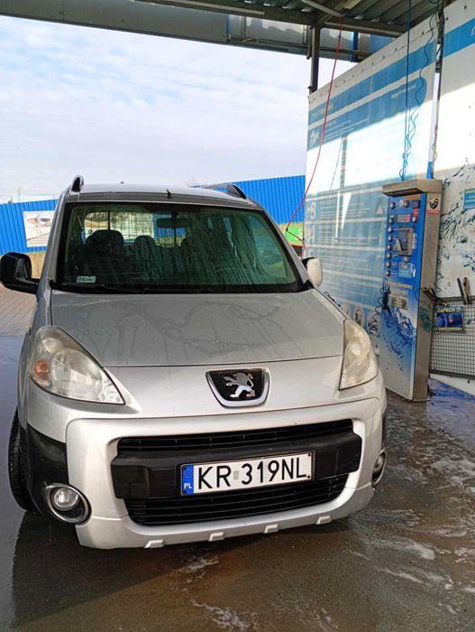 Peugeot Partner 2010 Diesel 1.6HDI KRATKA - ciężar. 100%vat z SALON PL