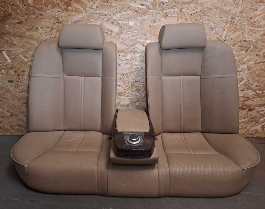 Задние сидения BMW