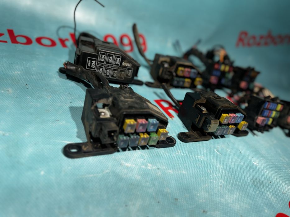 Ford Ranger блок предохранителей Форд Рангер 99-2006р 2.5d