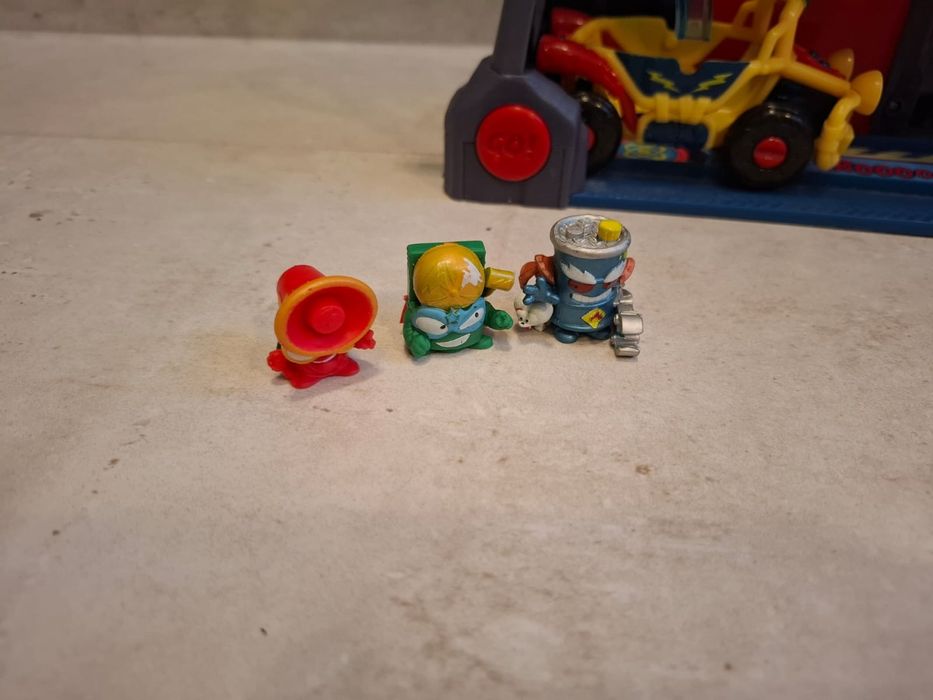 Zings Superthings Heroes Headquarters - General Headquarter