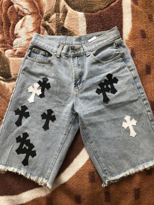 Джинсовые шорты Chrome Hearts