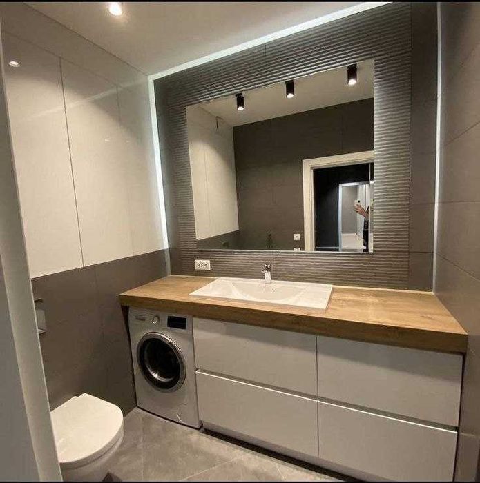 Столешница из дерева в ванную комнату