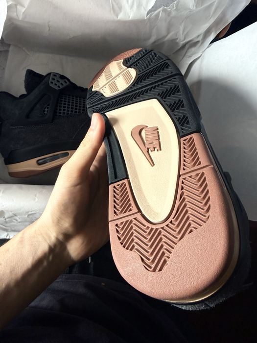 Air Jordan 4 London