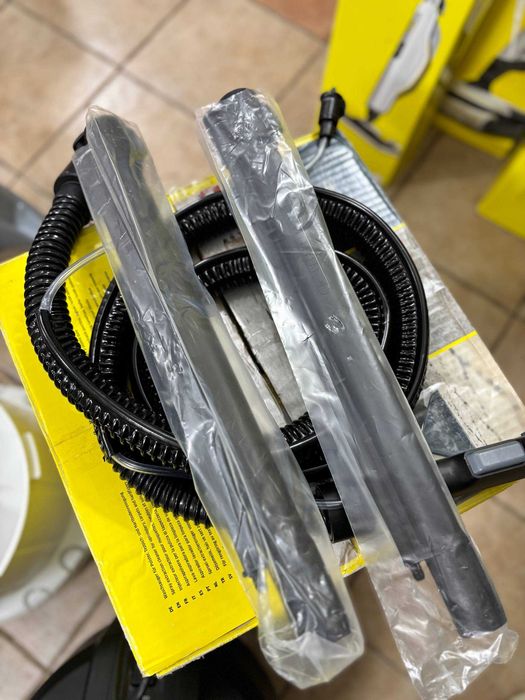 Миючий пилосос Karcher SE 4 Plus(1.081-170.0)
