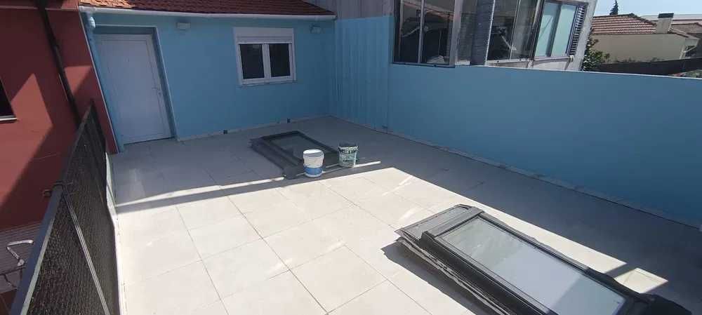 Moradia/Casa T5 Térrea em Campanhã