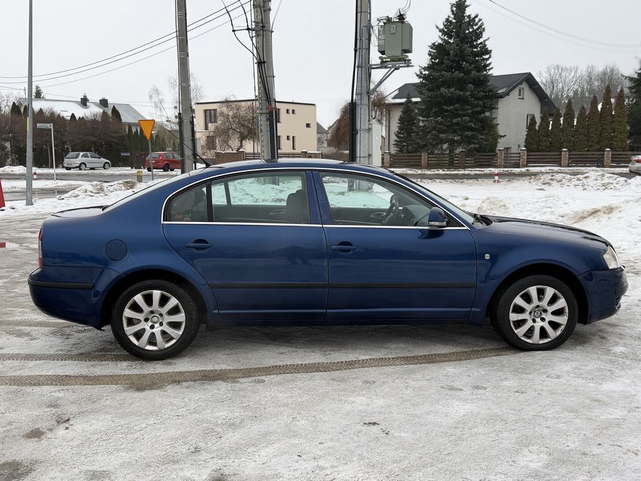 Skoda Superb  2.0 Tdi 140km. Hak. 2007r.