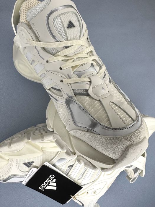 Кроссовки Adidas НОВЫЕ - 44 размер