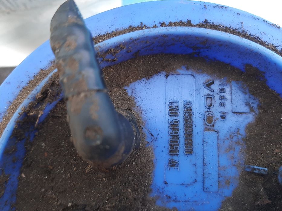 VAG 1K0919051AE  Volkswagen модуль топливного насоса,