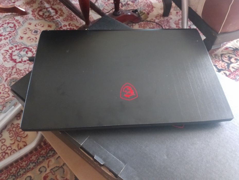 Laptop MSI GF75 Thin 10SC