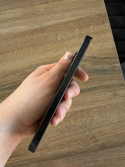 Idealny Apple iPhone 16 Pro – 128 GB z gwarancją