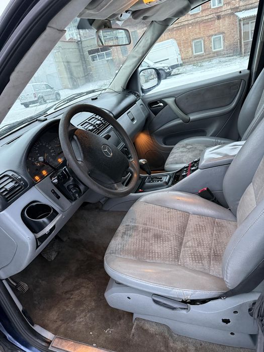 Mercedes ML270 2001рік 2,7дизель АКПП повний привід 4х4