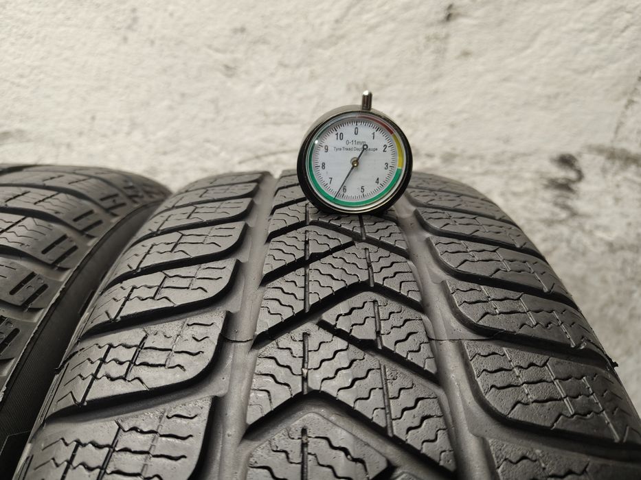 4X 215/55R17 98V XL Pirelli Sottozero 3 Winter 6mm 2022 Opony Zimowe