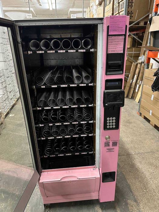 Снековий автомат Necta Snakky  Купюроприймач  PAX IM20 все б/в