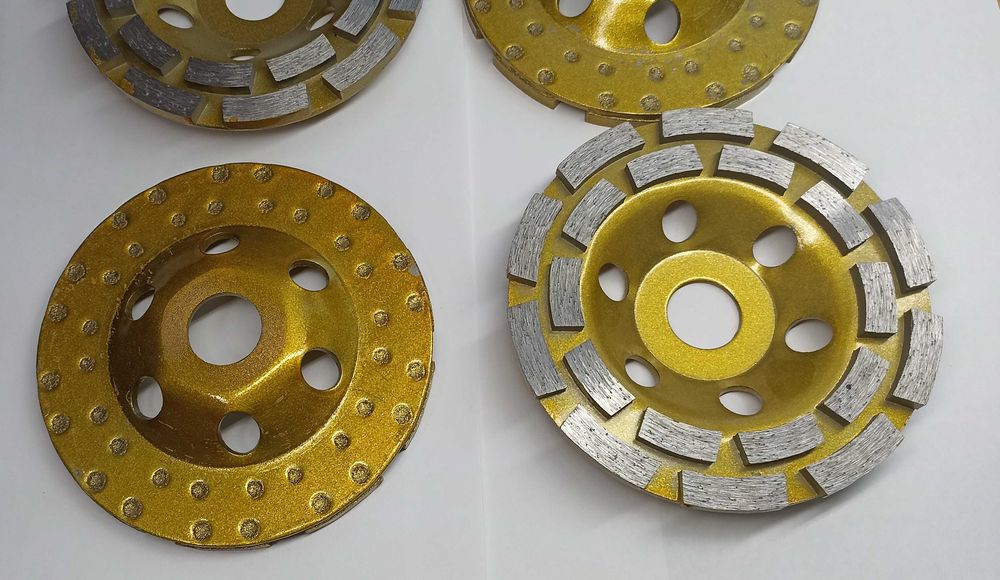Алмазная чашка фреза зачистная торцевая для шлифовки бетона УШМ 125x22