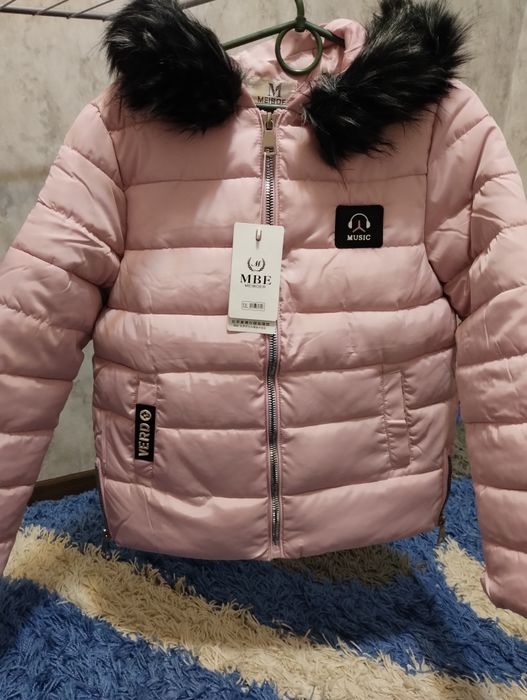 Продам куртку  ...