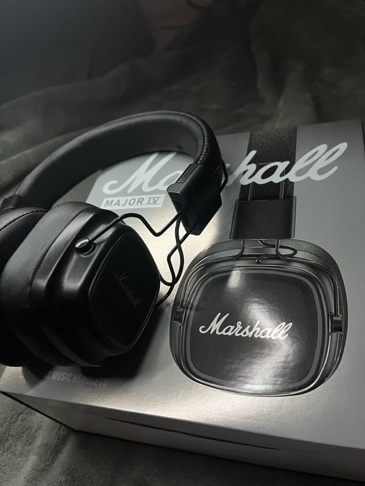 Бездротові навушники Marshall