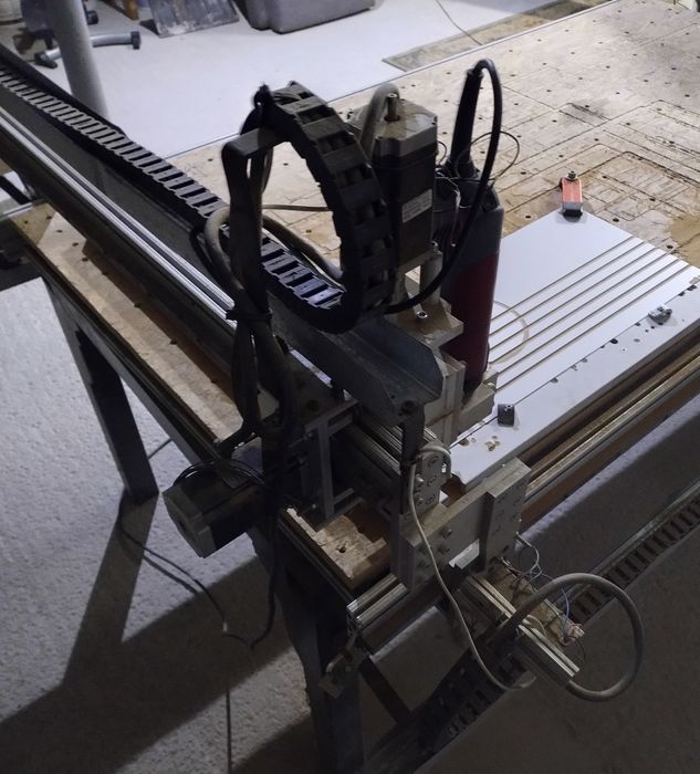 Frezarka CNC z oprogramowaniem kpl.