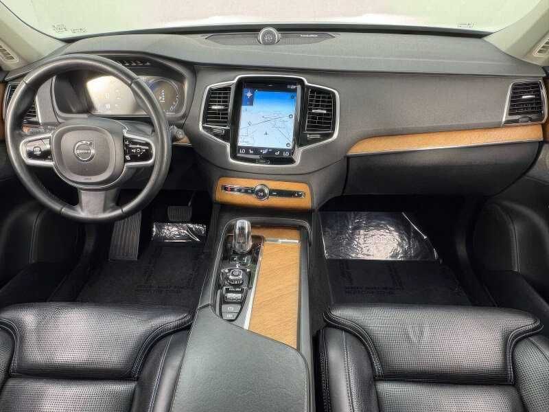 2018 Volvo XC90 T8 eAWD Inscription
