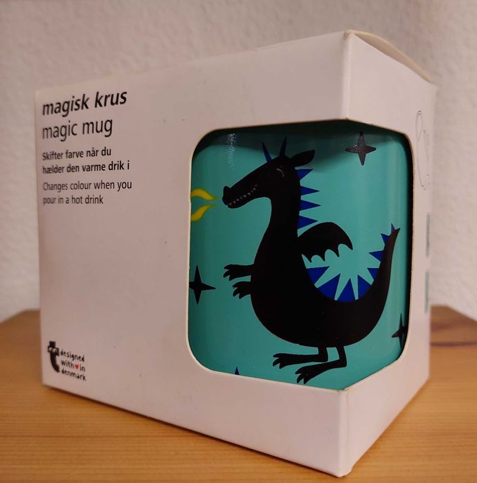 Caneca mágica - muda de cor com bebida quente