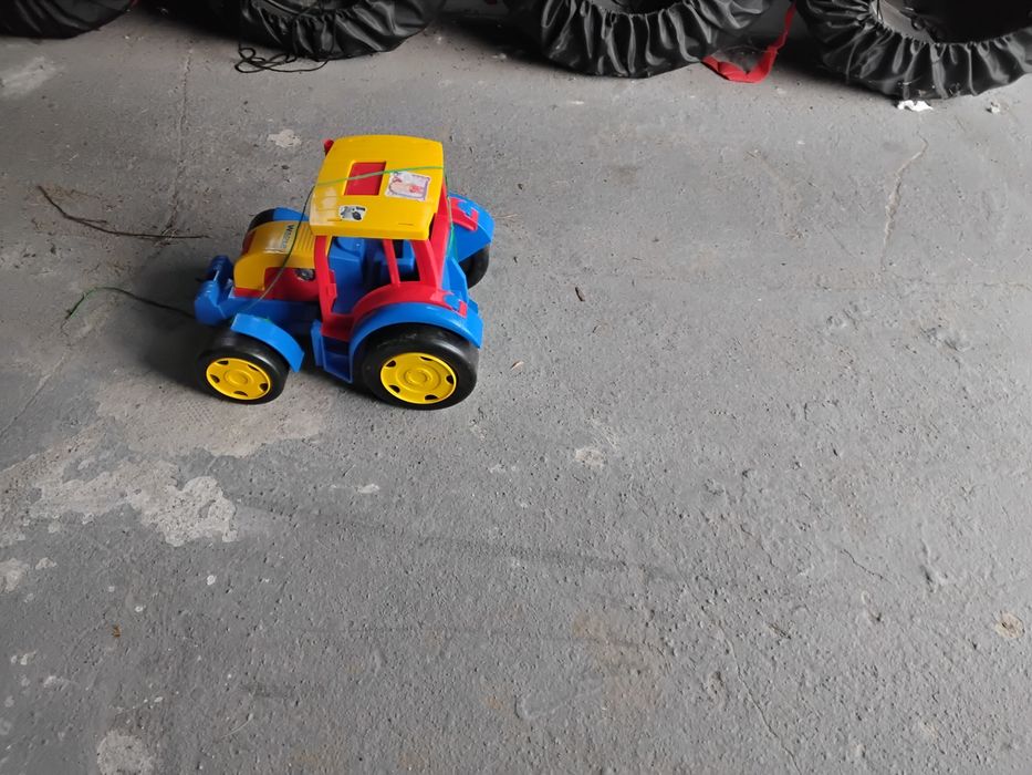 Traktor do zabawy