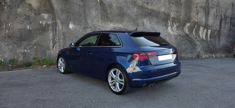 AUDI A3 2.0 TDI S-LINE QUATTRO — photo 4