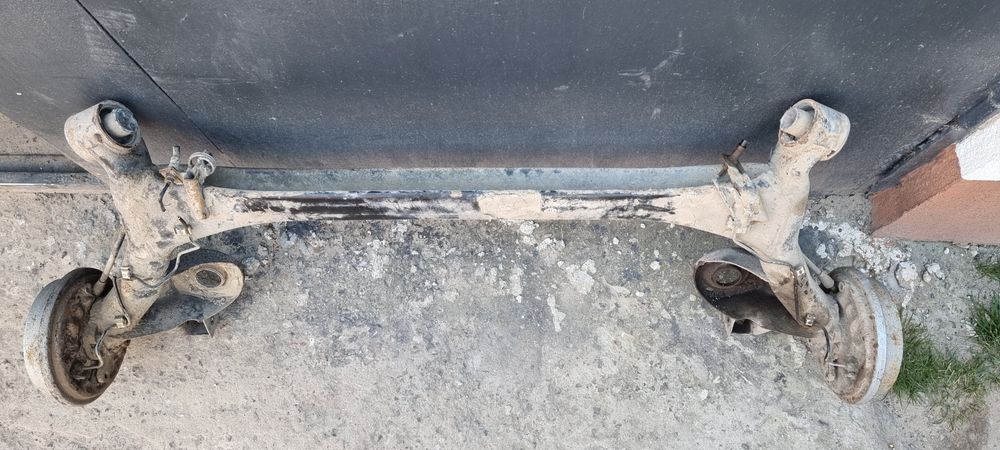 Задня балка підрамник Skoda Fabia Volkswagen Polo 2000-2014 р.в.