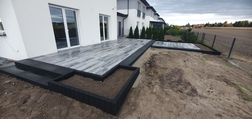 Brukarstwo, Usługi Brukarskie