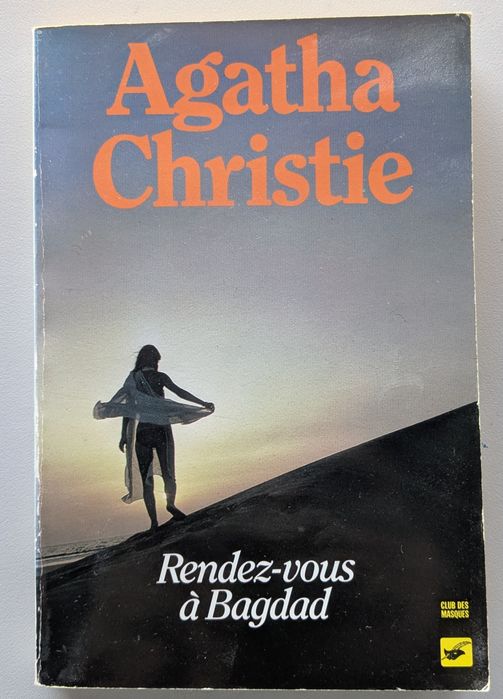 Livro em francês. Agatha Christie e outros.